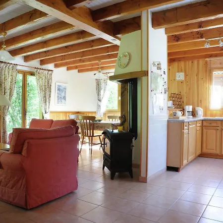 Cozy In The Woods Of The Beautiful Dordogne Dağ evi Souillac
